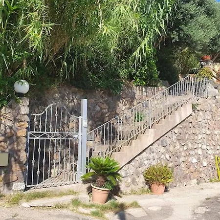 Claudia * Casamicciola Terme